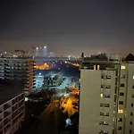 Stunning 2-room Penthouse With Lakeview W11 Apartament