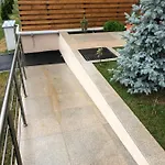 Stunning 2-room Penthouse With Lakeview W11 Apartmán Bukurešť
