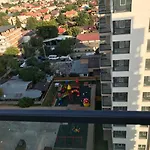 Apartament Stunning 2-room Penthouse With Lakeview W11 *