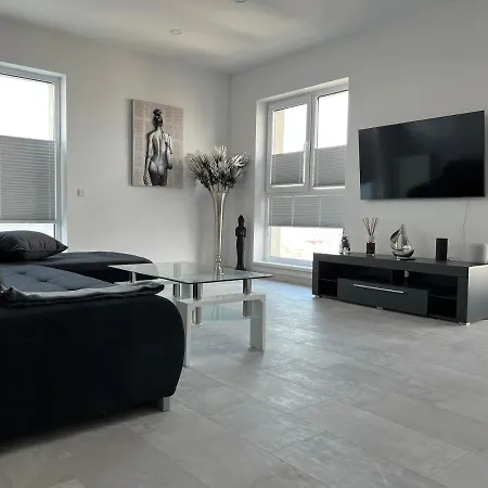 Stunning 2-room Penthouse With Lakeview W11 *