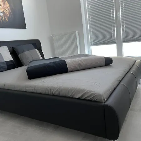 Stunning 2-room Penthouse With Lakeview W11 Apartment Bucharest