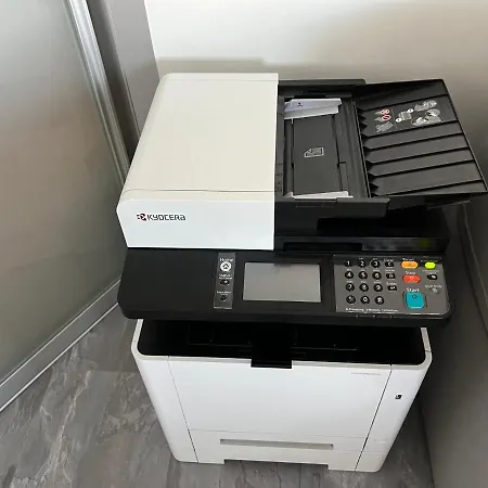 Stunning 2-room Penthouse With Lakeview W11 公寓 *