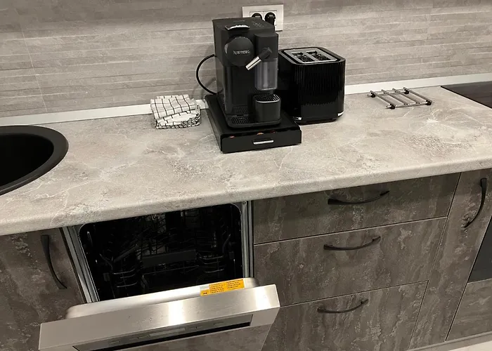 Stunning 2-room Penthouse With Lakeview W11 Lejlighed Bukarest