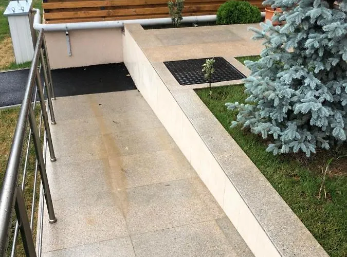 Stunning 2-room Penthouse With Lakeview W11 Lejlighed Bukarest