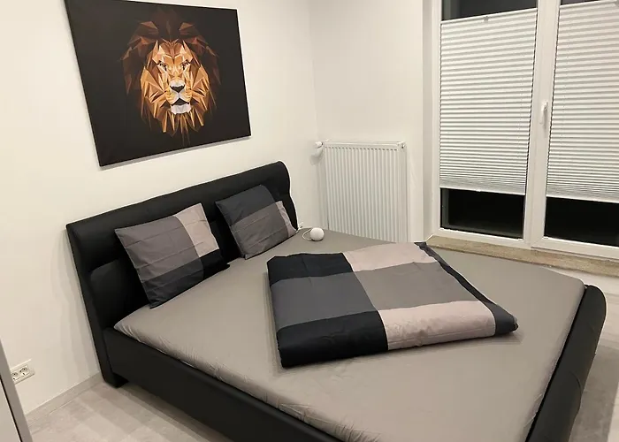 Stunning 2-room Penthouse With Lakeview W11