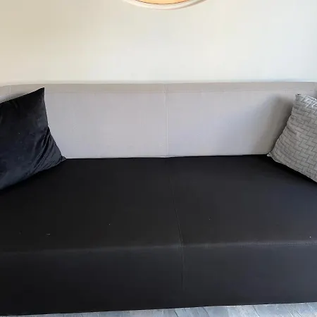 Daire Stunning 2-room Penthouse With Lakeview W11 *