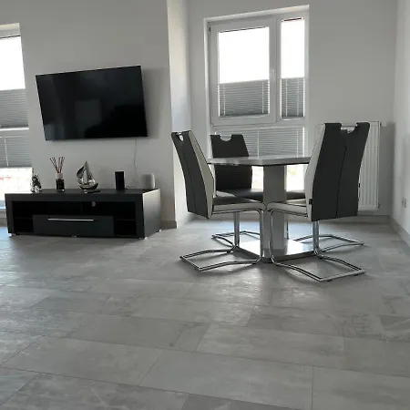 Stunning 2-room Penthouse With Lakeview W11 *