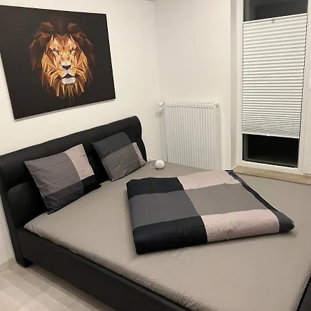 Stunning 2-room Penthouse With Lakeview W11